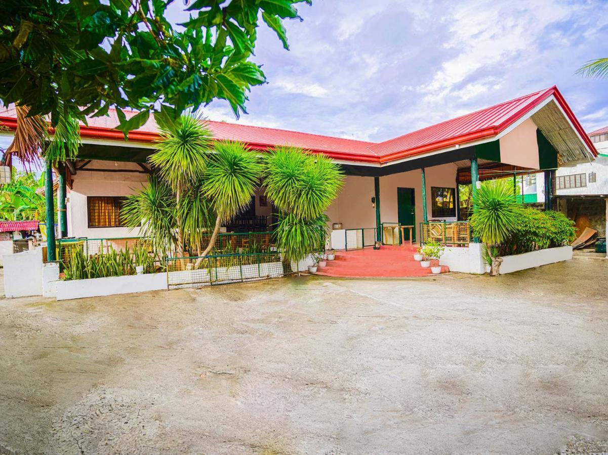 Oyo 875 Madhavi Beach Resort Balibago Εξωτερικό φωτογραφία