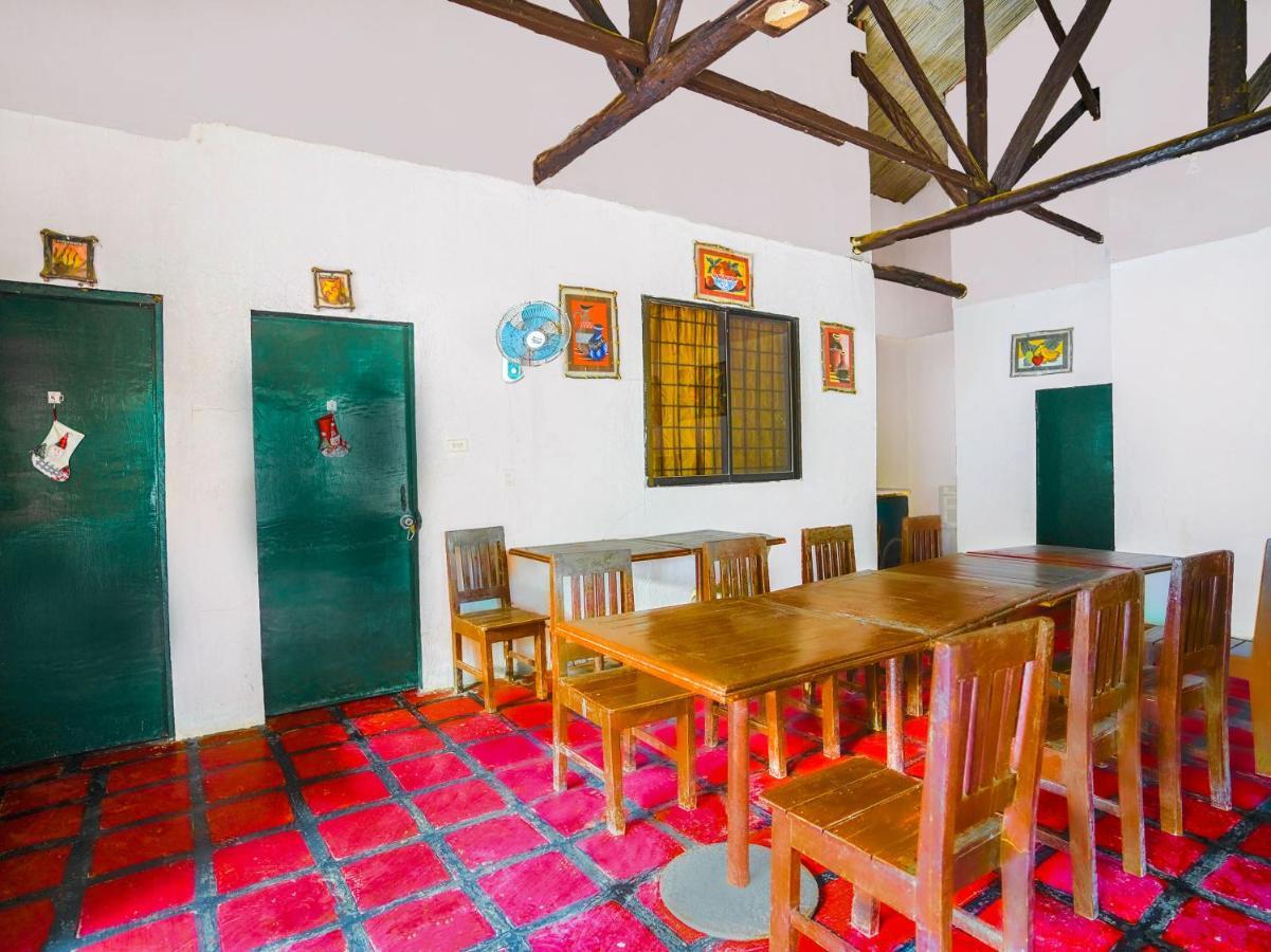 Oyo 875 Madhavi Beach Resort Balibago Εξωτερικό φωτογραφία