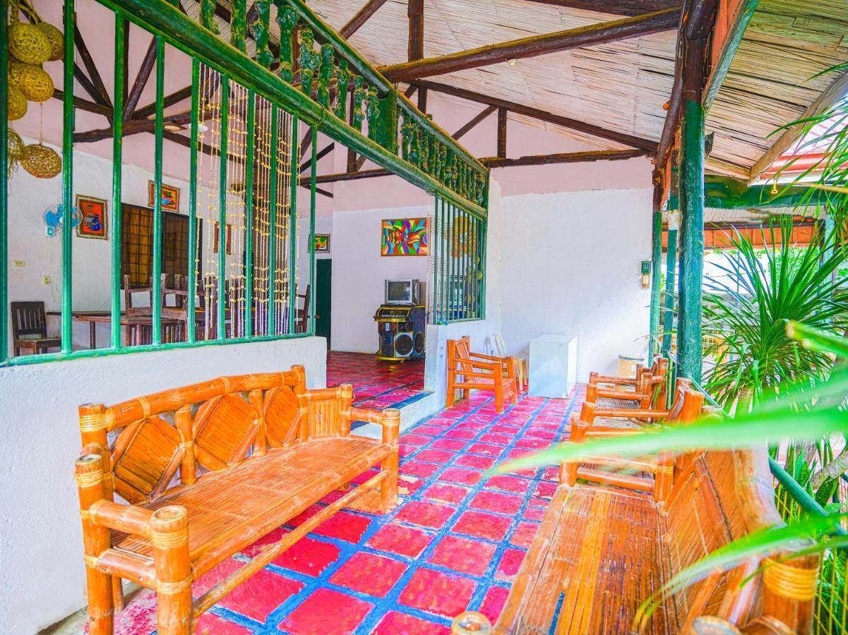 Oyo 875 Madhavi Beach Resort Balibago Εξωτερικό φωτογραφία