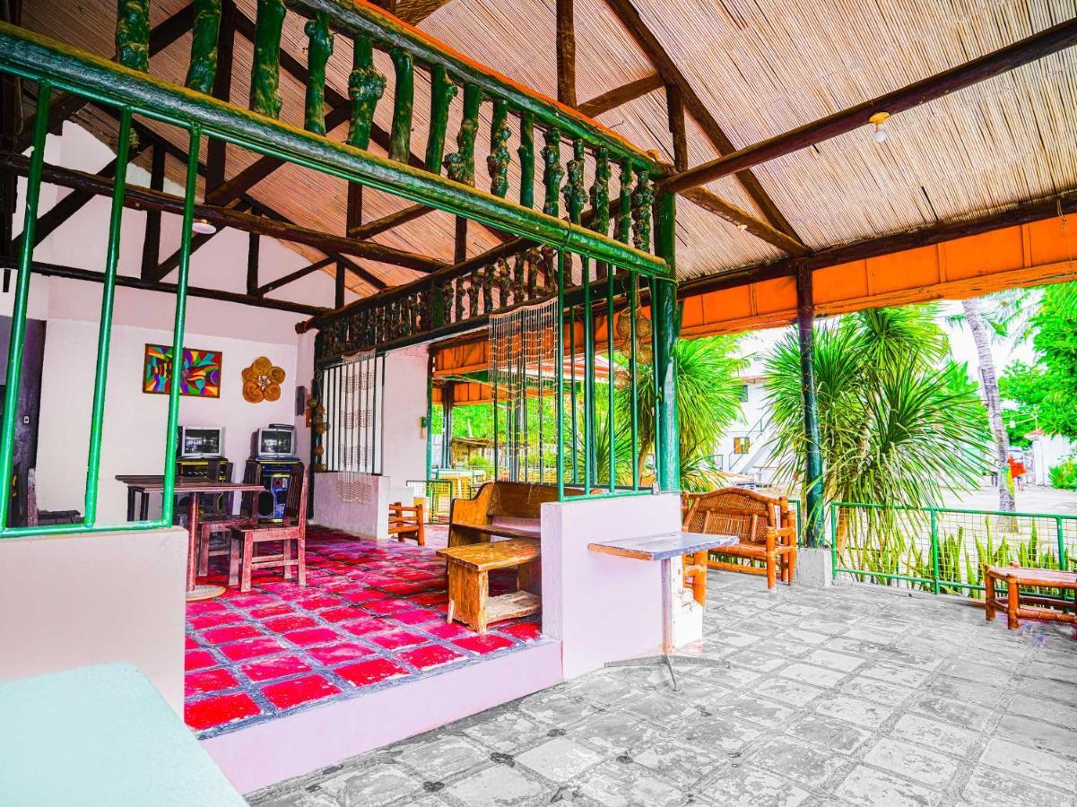 Oyo 875 Madhavi Beach Resort Balibago Εξωτερικό φωτογραφία