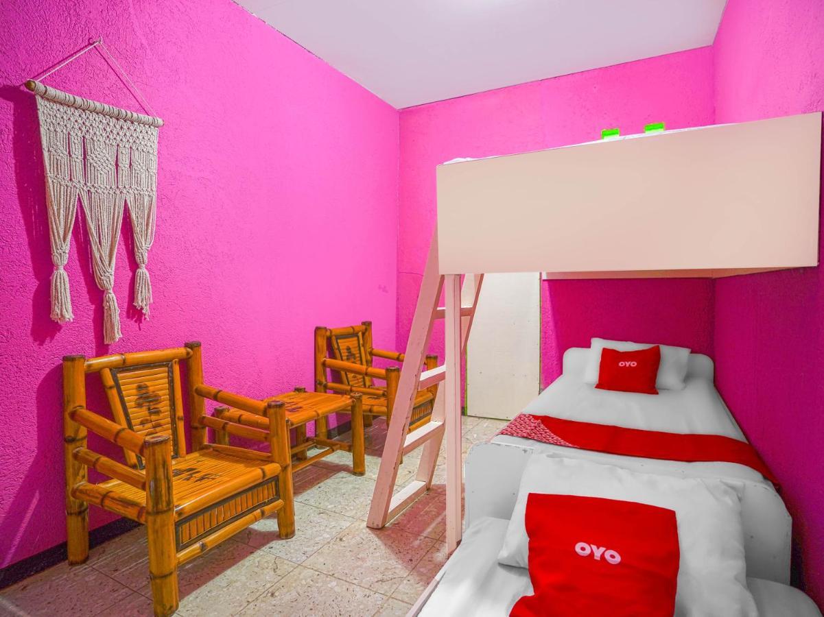 Oyo 875 Madhavi Beach Resort Balibago Εξωτερικό φωτογραφία