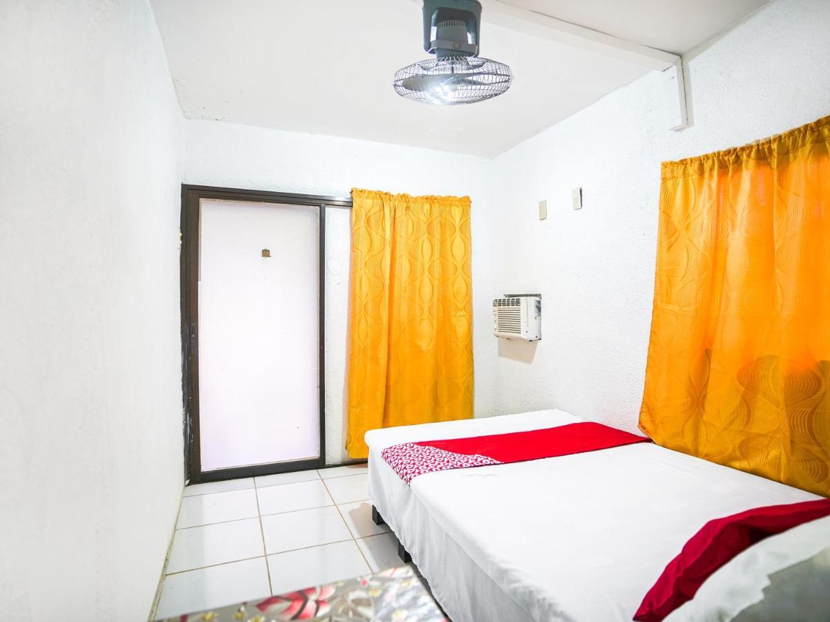 Oyo 875 Madhavi Beach Resort Balibago Εξωτερικό φωτογραφία